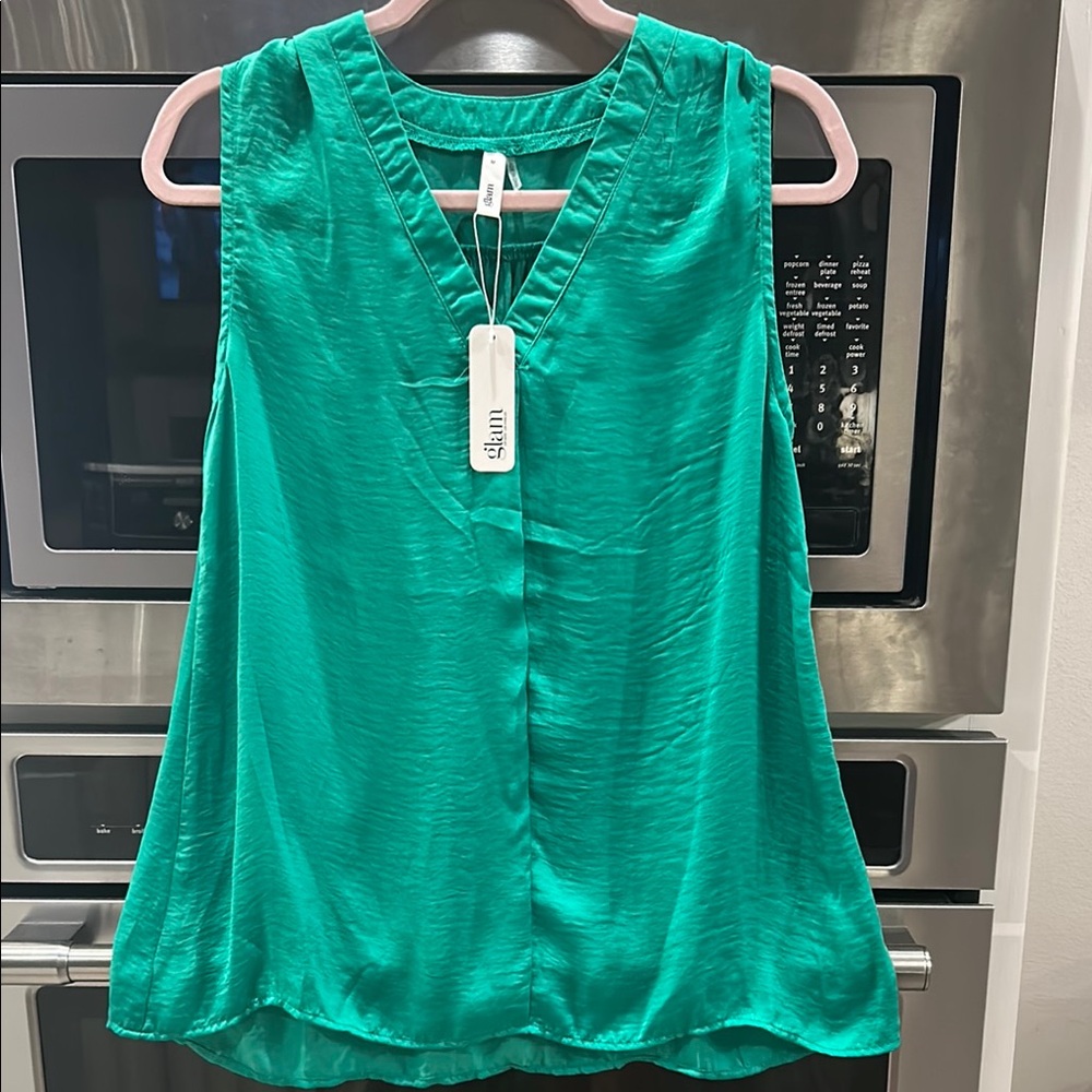 Glam Emerald Sleeveless Blouse